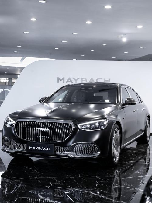 重庆202岚图汽车的售后服务让用户无忧出行，迈巴赫未来的豪华车趋势